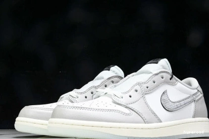 Hyperoad JORDAN Low AIR 1 0706